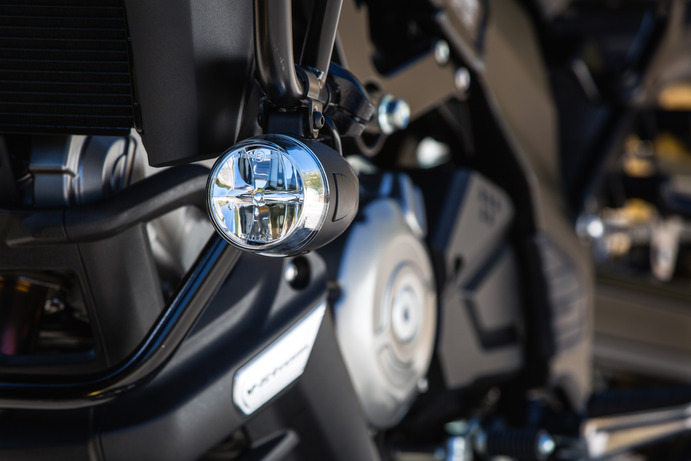 Fendinebbia a LED per Suzuki V-Strom 650 BJ. 2017