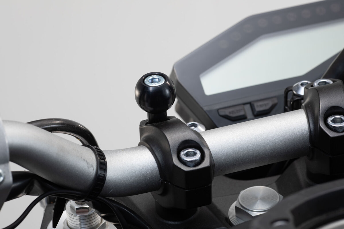 SW-Motech Kit di montaggio per navigatore satellitare X-Grip per smartphone di grandi dimensioni per Ducati Multistrada 1200 /S /Enduro - SW Motech