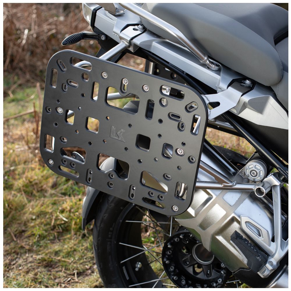 Kriega OS piastra di fissaggio destra per BMW R 1200 GS LC Adventure, R 1250 GS Adventure, R 850 GS Adventure