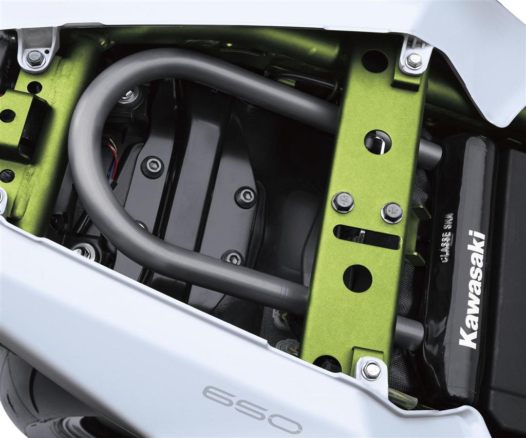 Staffa sottosella U-Lock per U-Lock Ninja650 2017/ Z650 2017 originale Kawasaki