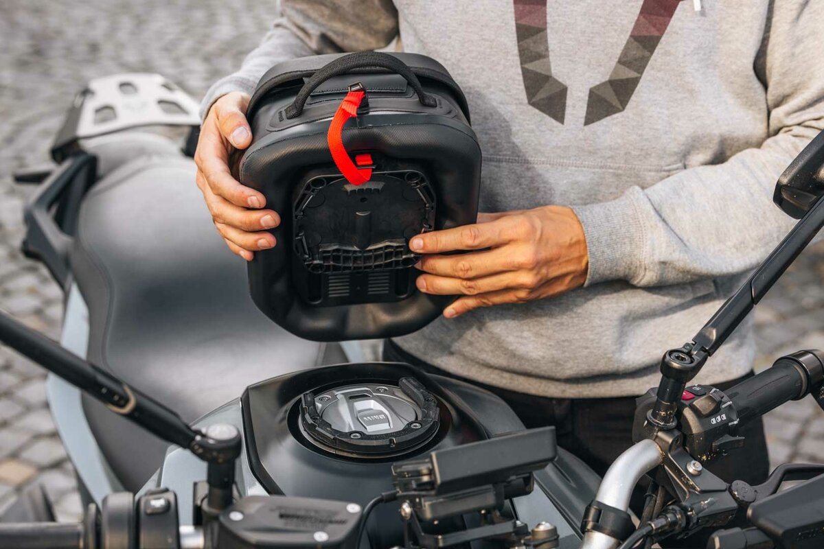 SW-Motech PRO Micro WP Borsa da serbatoio impermeabile per Honda CMX 1100 Rebel /T /SE (24-), SC87