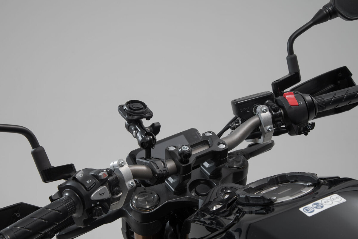 Kit di montaggio Navi T-Lock con borsa per smartphone per Aprilia RSV 4 Tuono 1100 (21-) - SW Motech-Copy