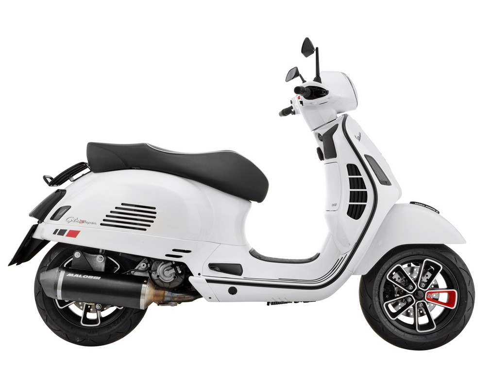 Fanale posteriore MK II LED per Vespa GTS/GTS Super/GTV 125-300cc HPE ('18-), colorato