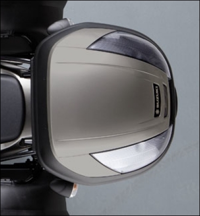 Coperchio verniciato - bauletto 37 litri, grigio per Suzuki GSF1250N BJ. 2010-2013/ GSX1250F BJ. 2010-2