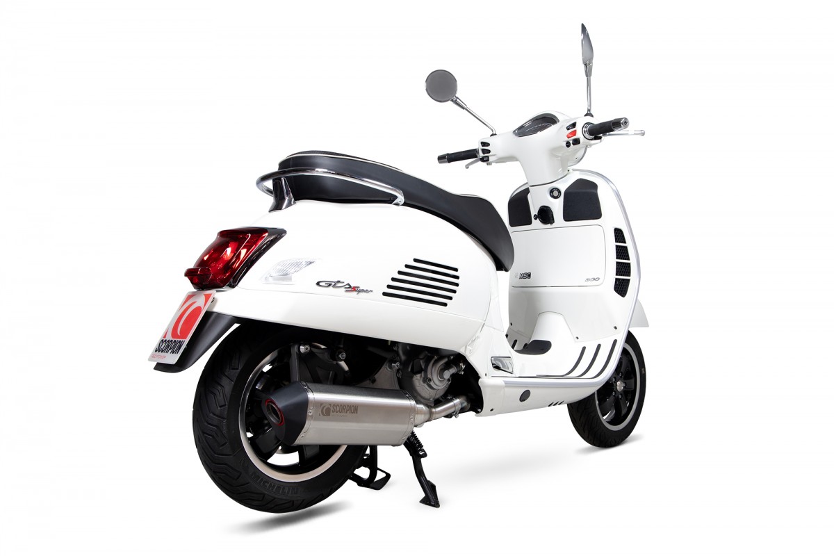 Scarico sportivo Scorpion "Red Power" silver per Vespa GTS/​GTS Super/​GTV 300ccm HPE (`20-) Euro 5