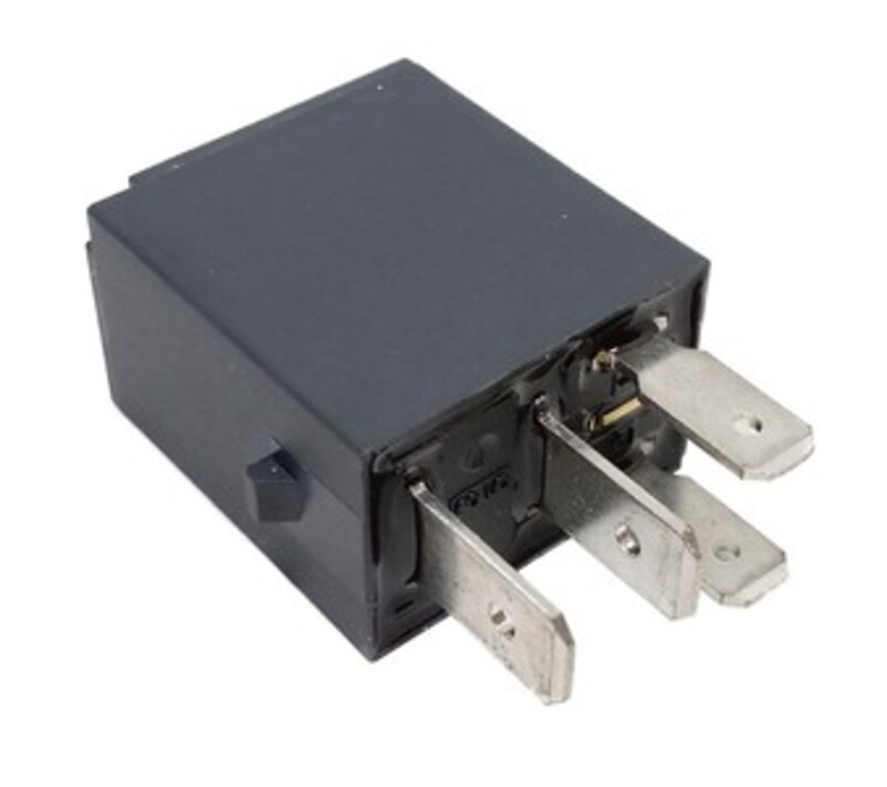 Tecnium di DZE Micro-Relay