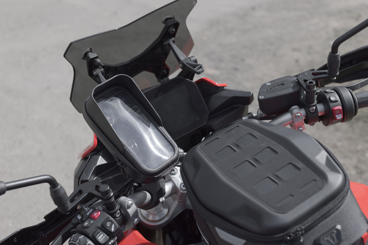 Kit di montaggio Navi T-Lock con custodia per telefono per Aprilia RSV 4 1000 RR /RF- SW Motech
