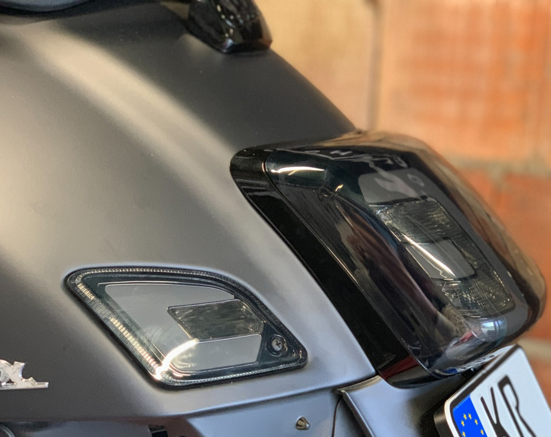 Fanale posteriore a LED colorato per Vespa GTS, GTS Super 125-300 cc