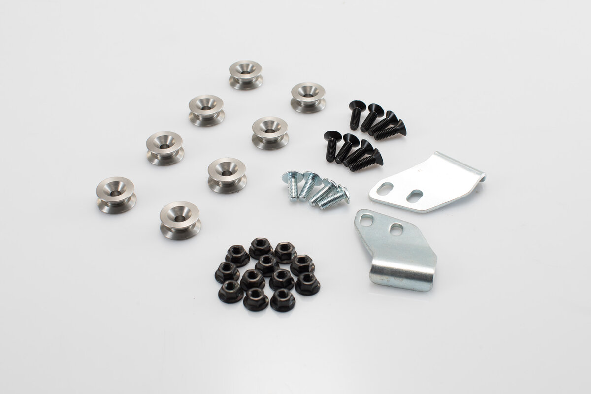 Kit adattatore SW-Motech per portapacchi laterali PRO per valigie laterali TRAX, NANUK