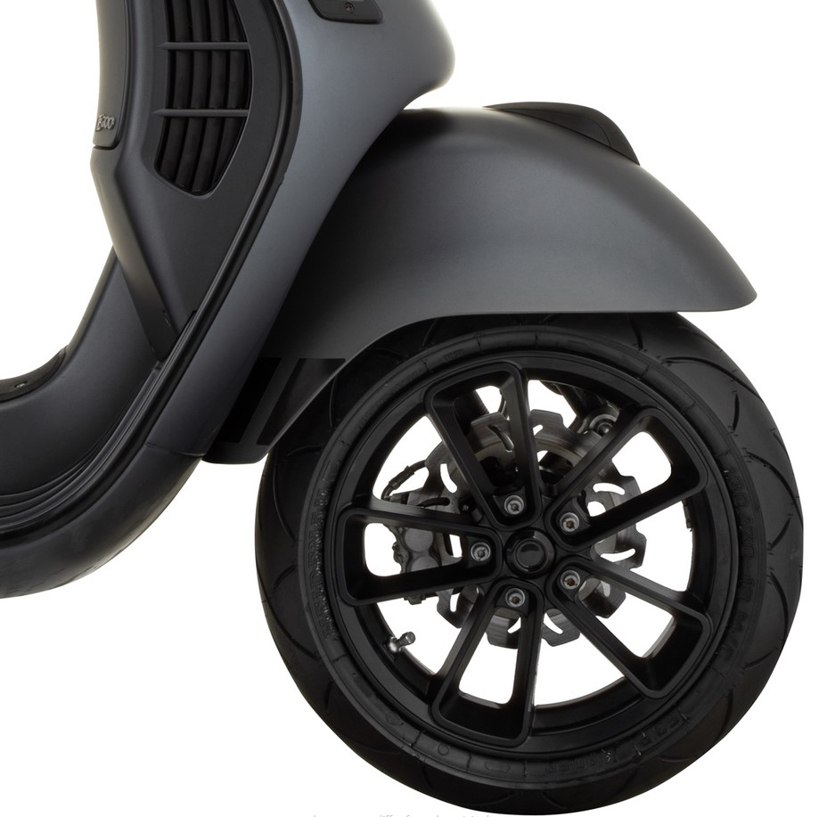 Cerchio anteriore/posteriore 13” per Vespa GTS/​GTS Super/​GTV/​GT 60/​GT/​GT L 125-300ccm, nero opaco