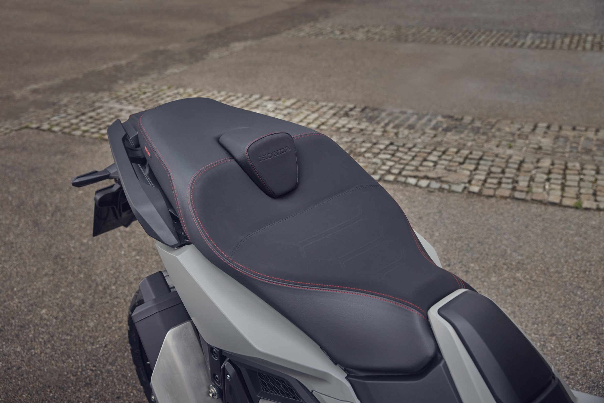 Sella comfort per Honda X-ADV / Forza 750 (25-) Originale