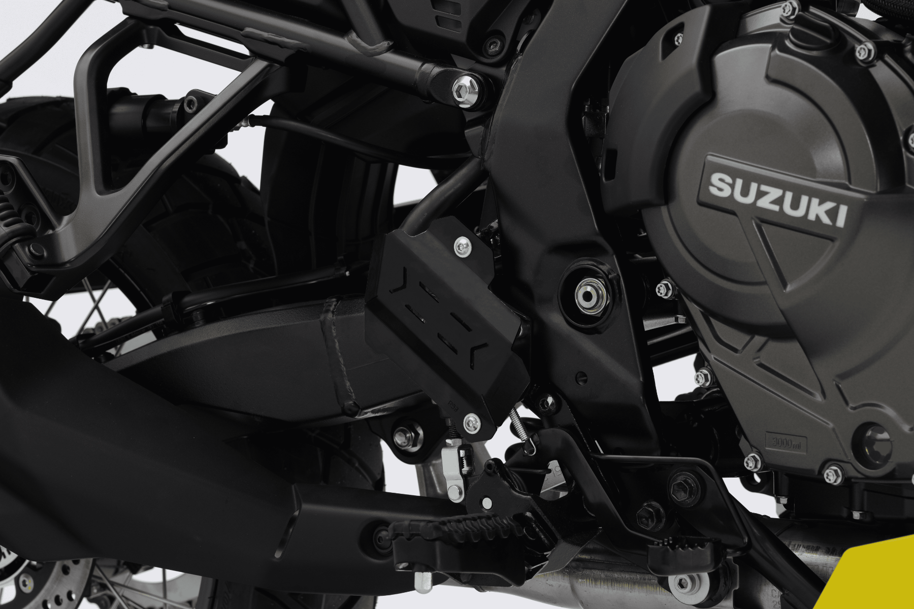 Coperchio cilindro freno in alluminio nero per Suzuki V-Strom 800 DE (23-)