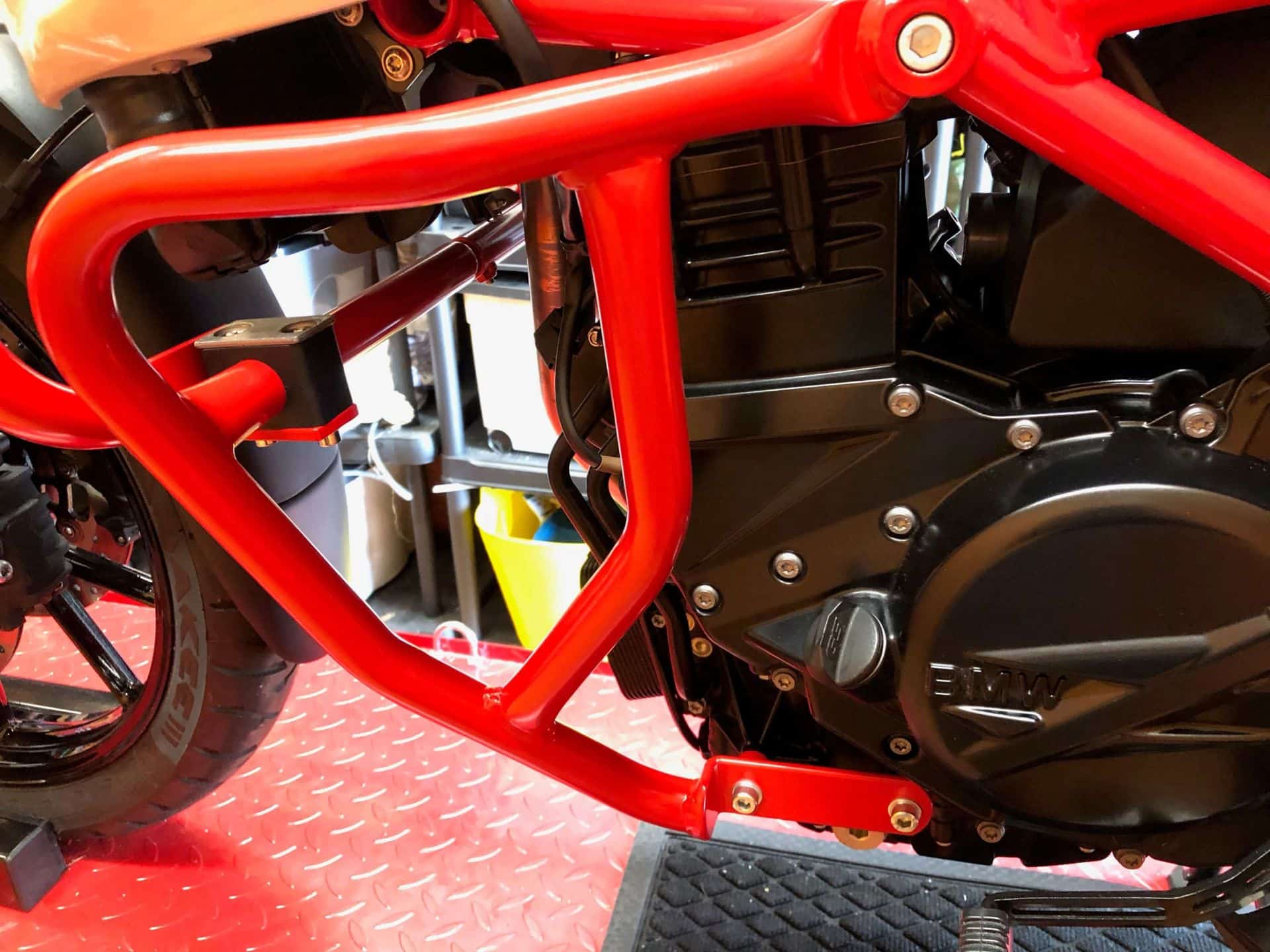 Protezione serbatoio rossa per BMW F 650 GS Twin (08-11)/F 700 GS (12-17)/F 800 GS (08-16)