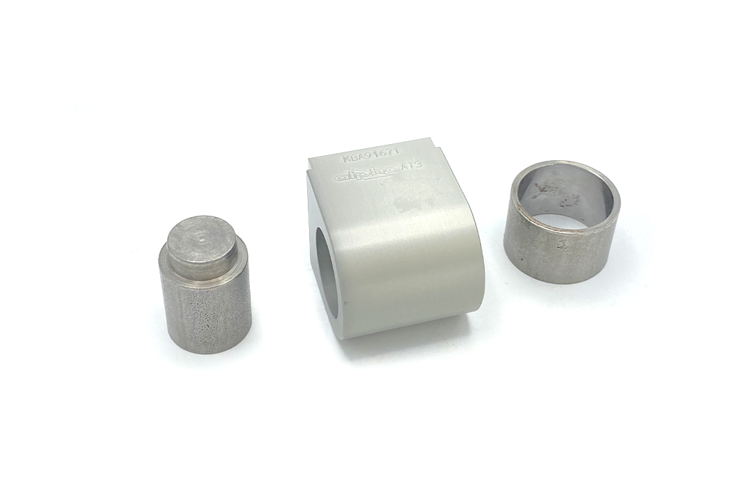 alpha Technik Tieferlegungssatz 30mm Honda CB650F/FA; Typ RC75; Modelljahr 2014-