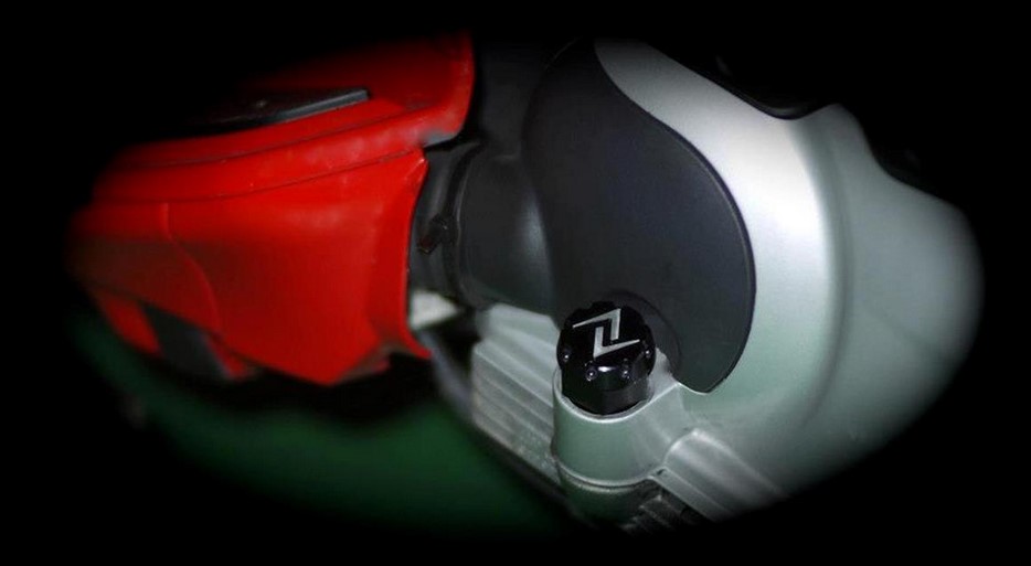 Vite riempimento olio olio motore per Vespa, nero