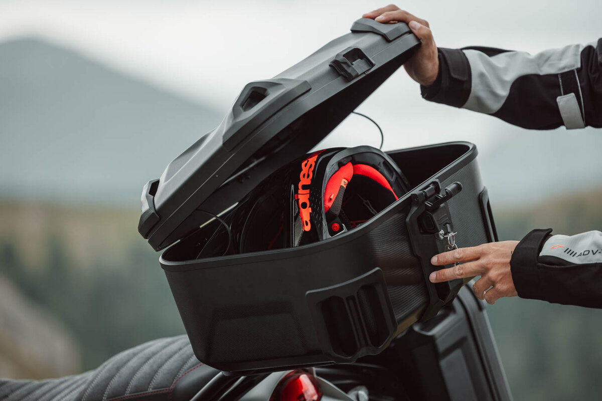SW-Motech DUSC M 33L custodia rigida nera