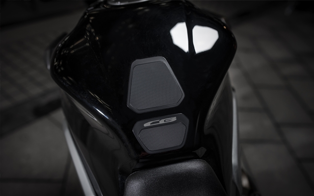 Protezione del serbatoio con logo Honda CB