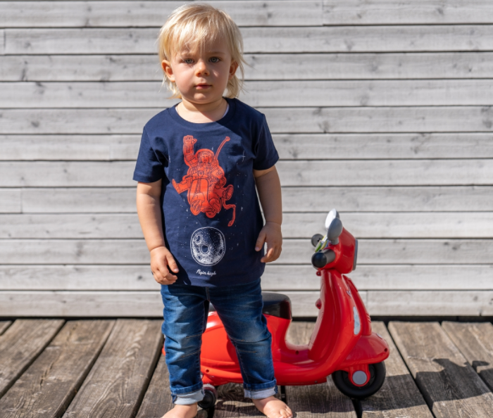 T-shirt per bambini "Flyin high", blu scuro