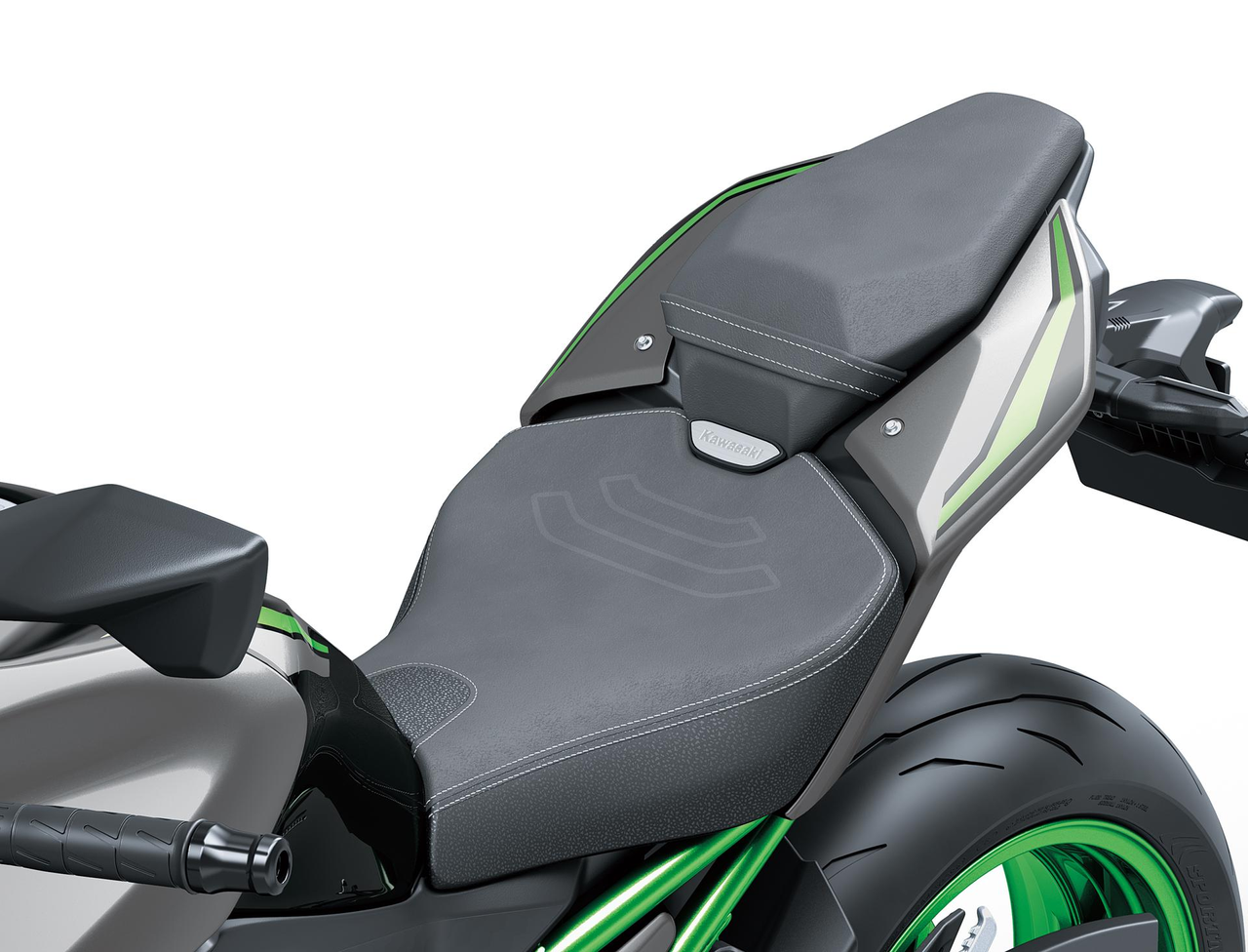 Sedile guida basso SE design per Kawasaki Z 900 /SE (25-) Originale Kawasaki