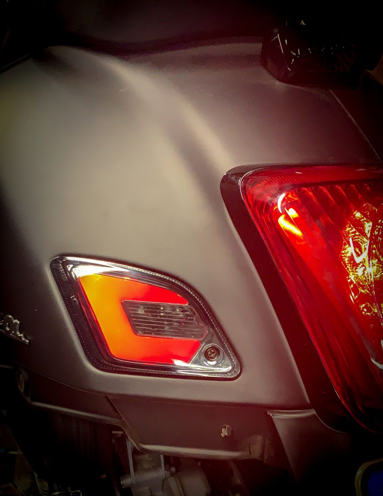 Fanale posteriore a LED colorato per Vespa GTS, GTS Super 125-300 cc
