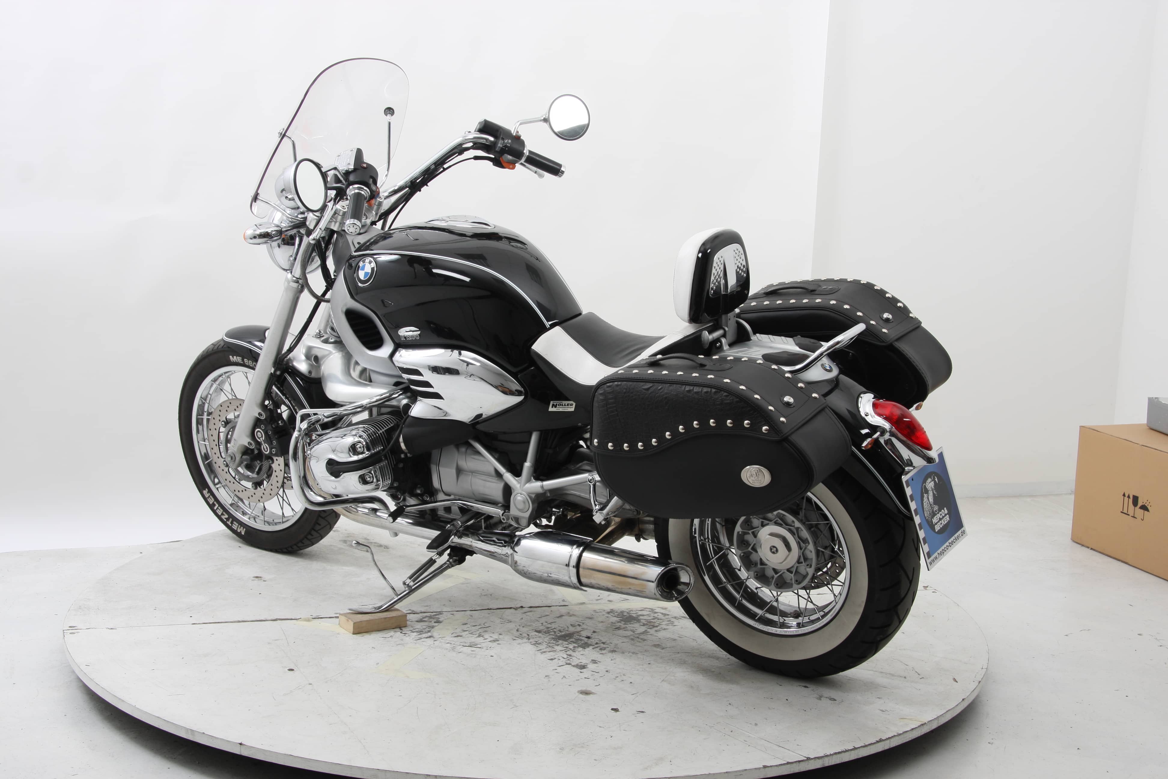 C-Bow portaoggetti laterale cromato per BMW R 850 C (00-04)/R 1200 C (97-04) Hepco & Becker