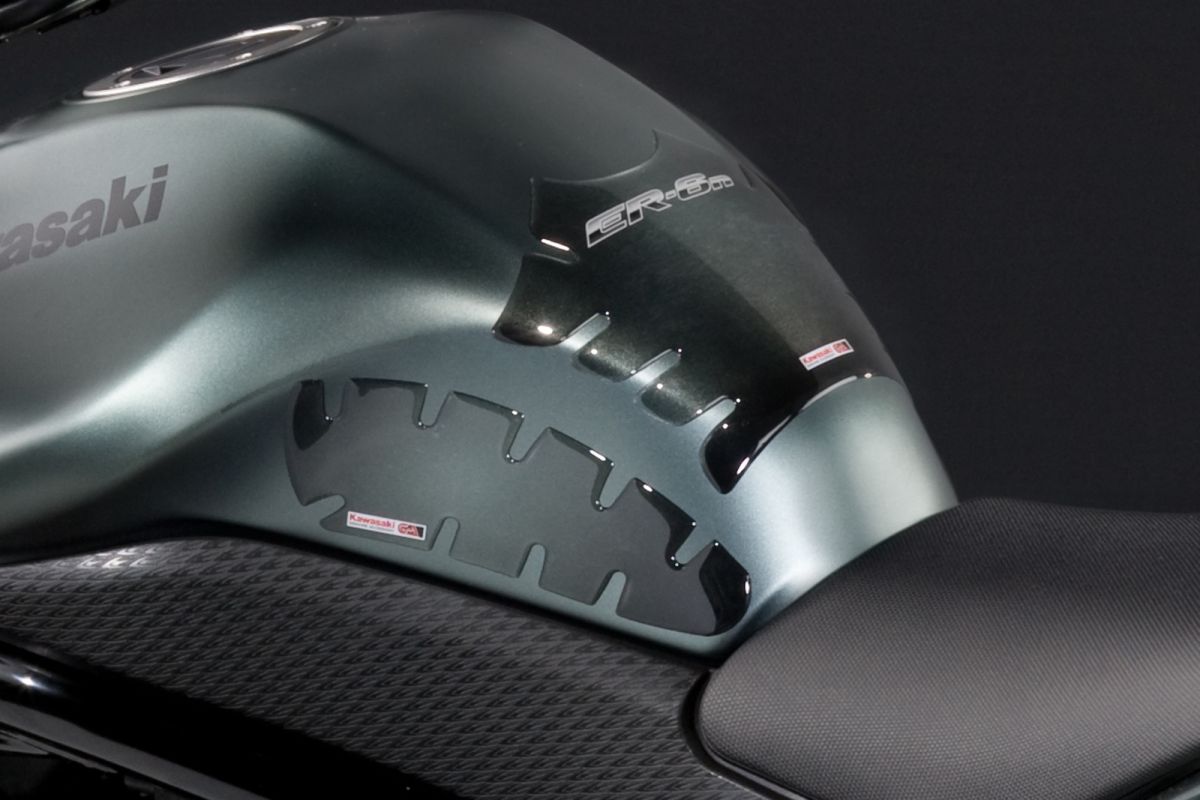 Paraserbatoio ER-6n 2011 originale Kawasaki