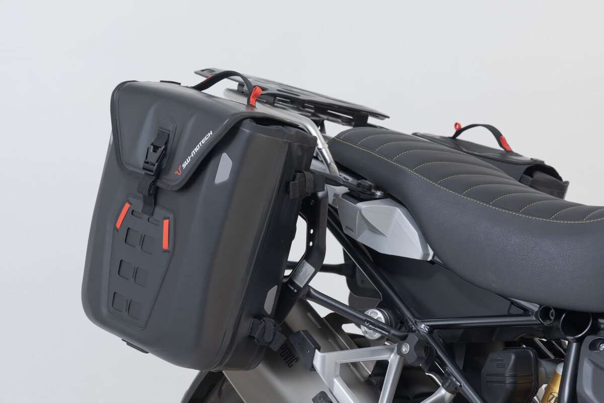 SW-Motech Kit di adattamento per il supporto laterale PRO per il montaggio di SLC sul supporto laterale PRO Originale SW-Motech