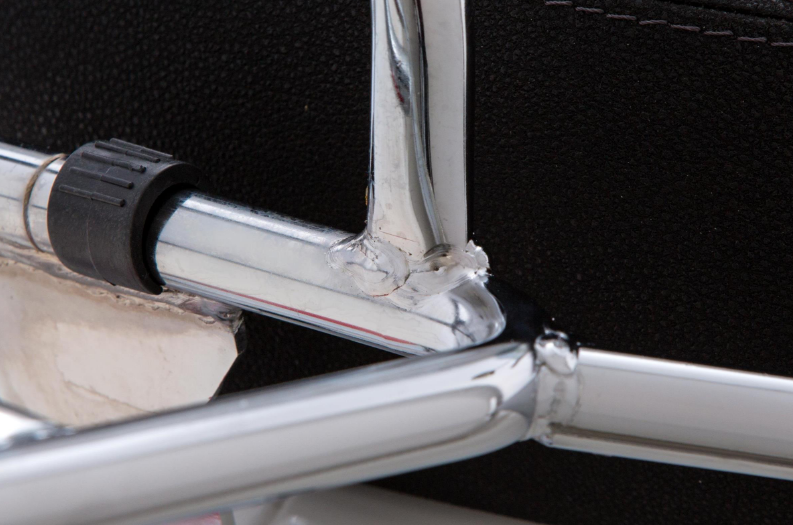 Portapacchi anteriore per Vespa LX /S 50-150cc, pieghevole, cromato