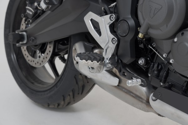 SW-Motech Pedane regolabili EVO, acciaio inox, per Triumph Tiger 660 Sport - SW Motech