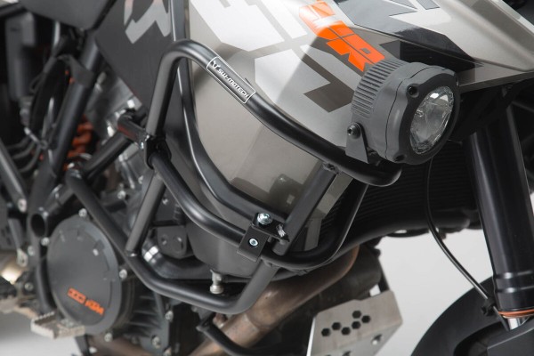 SW-Motech Barra di protezione superiore nera per KTM 1050 /1090 Adventure, 1290 Super Adventure R /S - SW Motech
