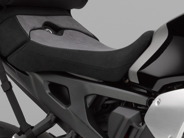Sedile passeggero Alcantara Honda CB1000R (BJ 18-)
