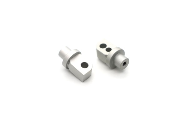 Barracuda SUZUKI BRACKET KIT Rastenadapter für Soziusfußrasten