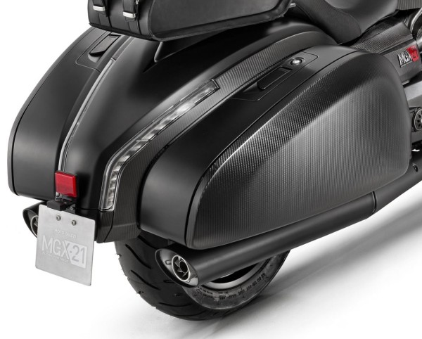Sistema di scarico originale slip-on per Moto Guzzi MGX 21