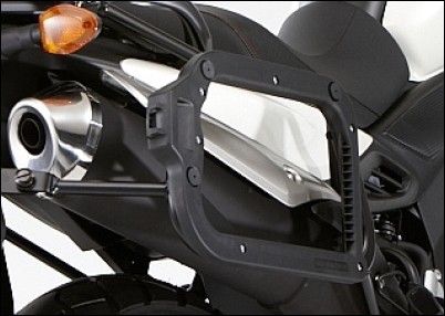 Piastra adattatore per valigie laterali "Touring" per Suzuki V-Strom 650 BJ. 2012-2016