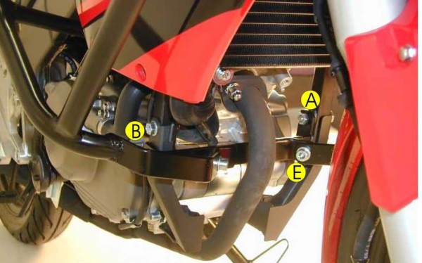 Protezione motore nera per Honda CBR 125 R (07-10) Hepco & Becker
