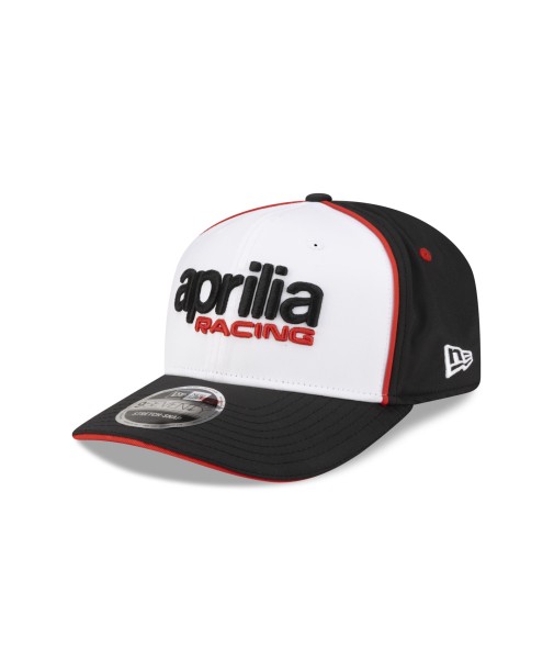 Cappellino da baseball Aprilia Racing Team 2026 New Era 9Seventy bianco e nero