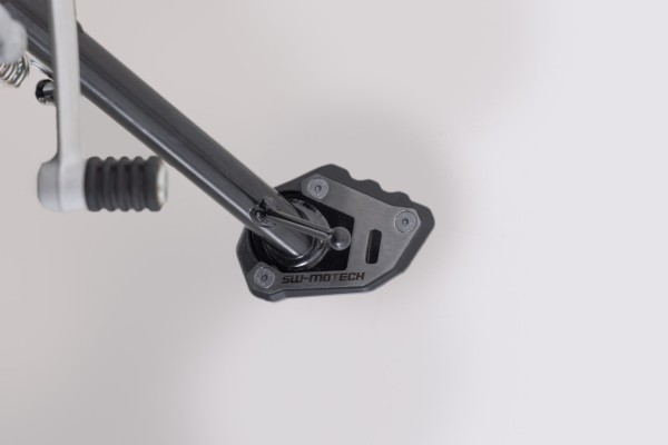 Estensione del piede del cavalletto laterale SW-Motech per Triumph Scrambler 400 X /XC