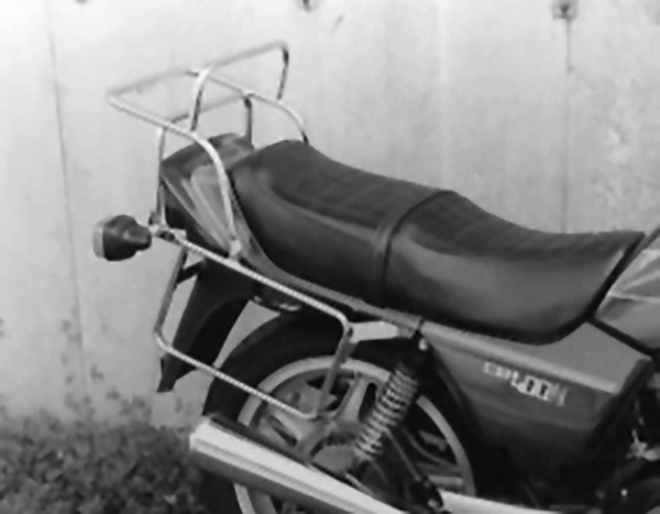 Portapacchi tubolare e portavaligie laterale per Honda CB 250 N /400 N (81-86)