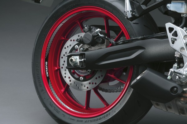 Decorazione per cerchioni bianco/nero per Suzuki GSX-8R (24-) / GSX-8T (25-) Originale