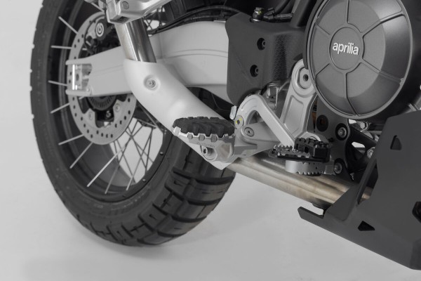 SW-Motech Pedane regolabili EVO, acciaio inox, per Yamaha Ténéré 700 - SW Motech