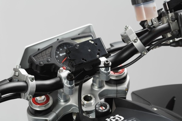 Supporto per navigatore satellitare da manubrio SW-Motech per BMW R 12 G/S (25-)