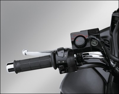 Manopole riscaldate per Suzuki Burgman AN650 BJ. 2007-2012/ Burgman AN650 BJ. 2005-2006/ Burgman AN650 BJ. 20