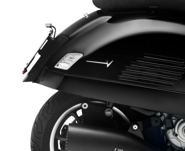 Scritta laterale RIZOMA per Vespa GTS/GTS Super/GTV, argento