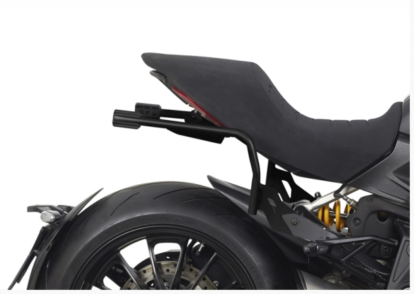 Portapacchi Shad 3P per Ducati Diavel (19-)