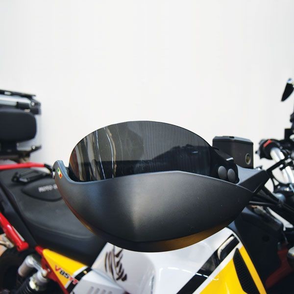 Protezioni per le mani in tinta scura per Moto Guzzi V 85 TT (19-23)