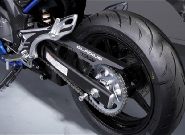 Paracatena in alluminio per Suzuki SFV650Gladius BJ. 2009-2016