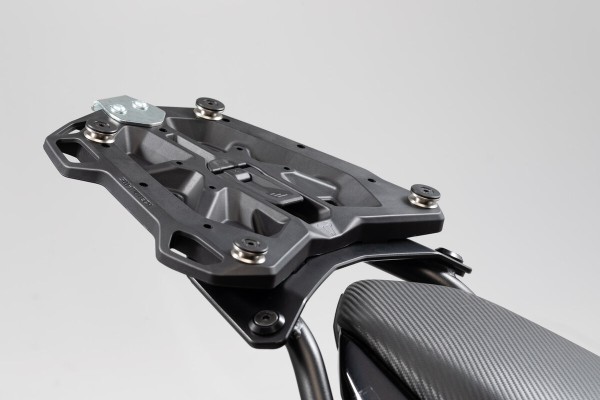 SW-Motech piastra di adattamento nera per portapacchi STREET-RACK per TRAX Topcase ADV/ION/EVO