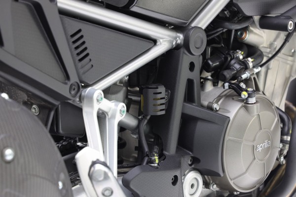 Protezione per il serbatoio del liquido del freno posteriore per Aprilia Tuareg 660