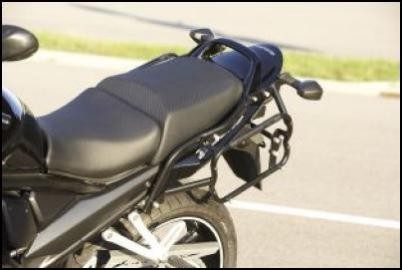 Kit di montaggio per portapacchi laterale per Suzuki GSF1250S BJ. 2007-2014/ GSF1250S BJ. 2015-2016